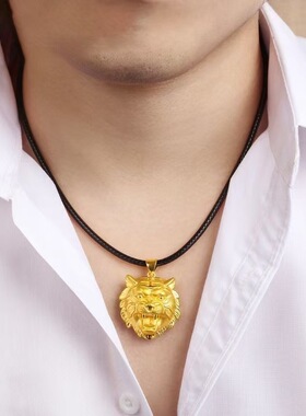 新款金色虎头吊坠男20