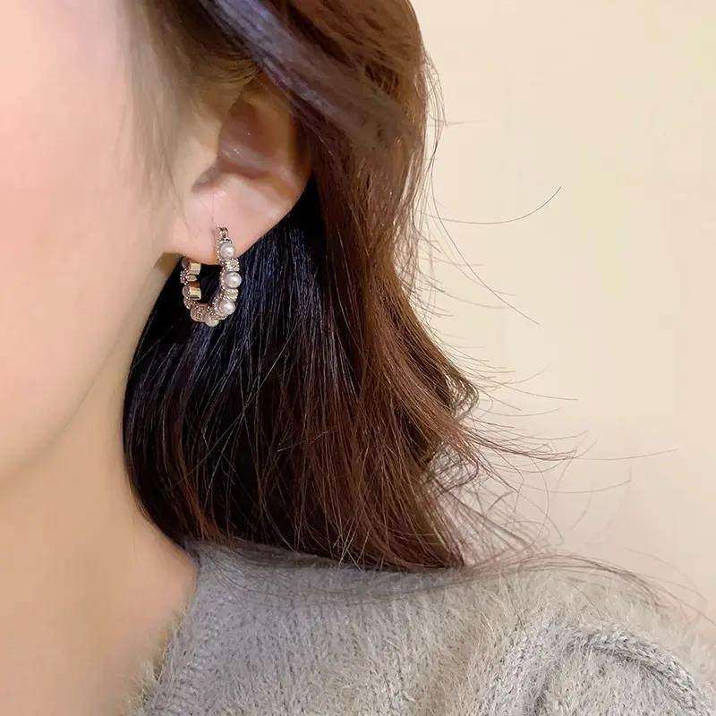 耳饰合金感轻奢女耳饰小耳环法式耳扣独特珠珠设计圆圈复古众,饰品/流行首饰/时尚饰品新,耳环,淘宝优惠券,粉丝福利购,淘宝优惠卷