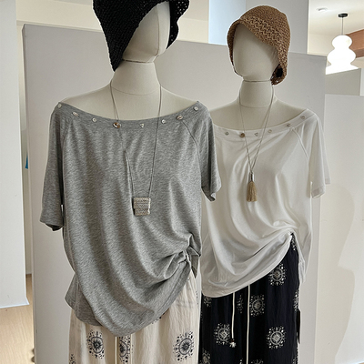 手工缝制贝壳T恤一字领小露香肩