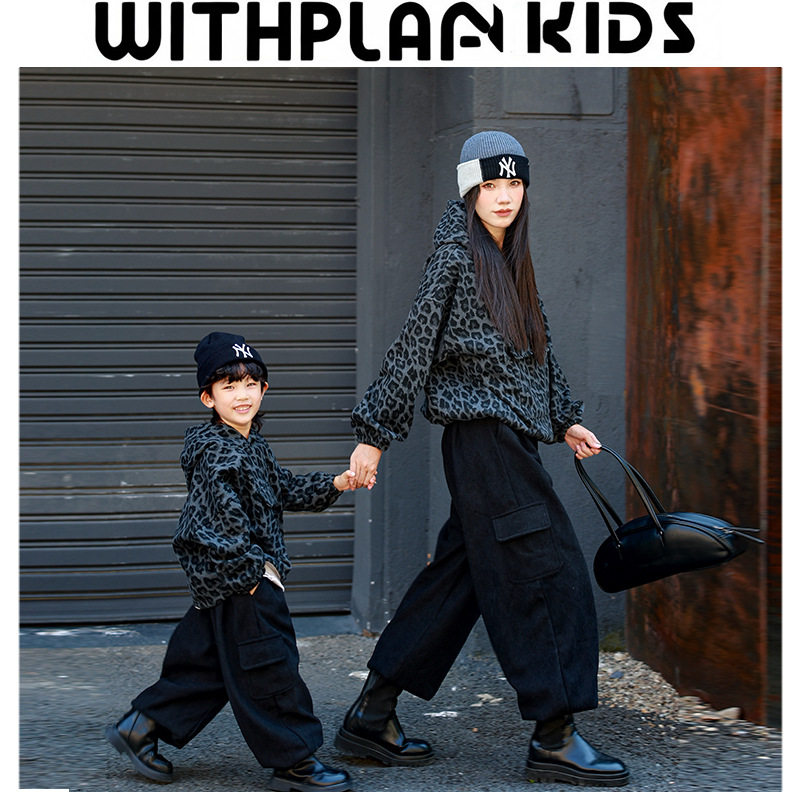 炸街亲子装冬季港风豹纹卫衣儿童洋气时髦连帽套头外套豹纹母子装