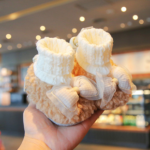 软底不掉0一1岁6到12个月男女宝宝加绒保暖软底鞋 婴儿鞋 袜秋冬季