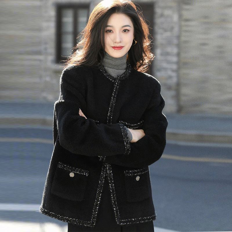 阿玛施正品女装2024年春秋季新款名媛气质羊毛圆领口袋小香风外套