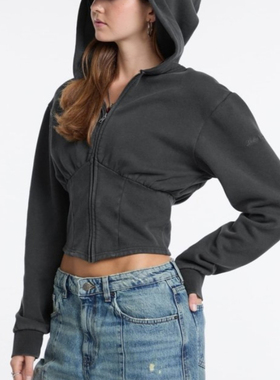 GUE*S盖尔斯 重工洗水+刺绣标 漏斗高腰辣妹造型连帽拉链卫衣