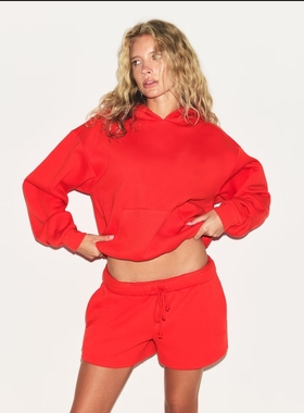 新版skims cotton fleece 越产 隐藏抽绳带口袋宽松抓绒短卫裤