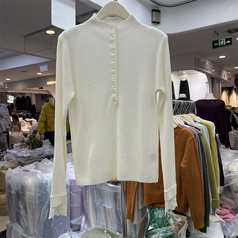 LAIKX蕾丝拼接长袖半高领纽扣针织衫女套头显瘦百搭打底毛衣冬款