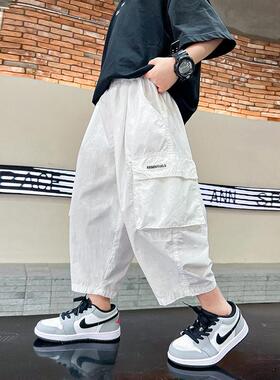 男童夏季白色宽松七分工装短裤2026新款儿童男孩冰丝痞帅薄款裤子