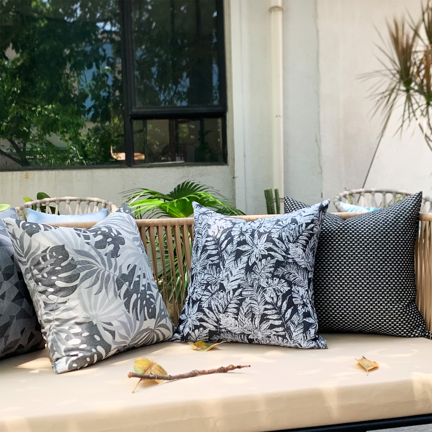 户外灰色系抱枕防水防晒靠垫露台庭院阳台阳光房藤椅靠枕靠背民宿