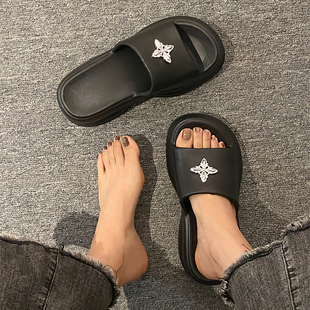 拖鞋女款夏天外穿时尚百搭厚底软底2025新款增高小个子网红一字拖