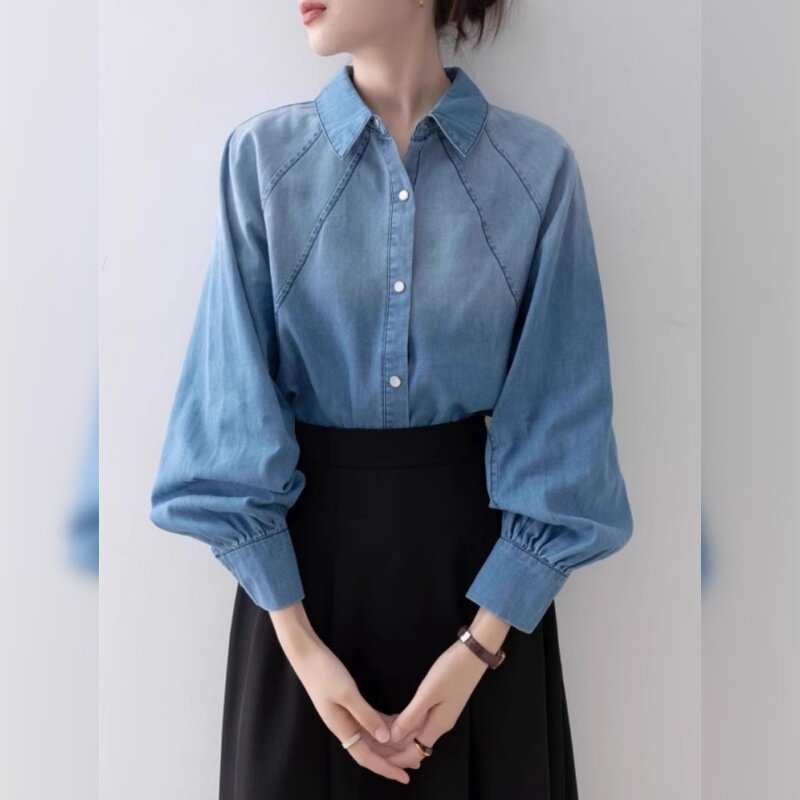 港风复古浅蓝色牛仔衬衣女秋季装新款宽松减龄小个子上衣长袖衬衫