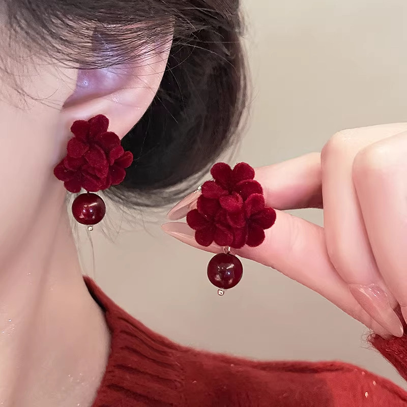 2025新款爆款新中式红色花朵耳环女高级感时尚百搭小众设计耳饰,饰品/流行首饰/时尚饰品新,耳环,淘宝优惠券,粉丝福利购,淘宝优惠卷
