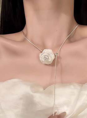 白色玫瑰花锆石抽拉式项链