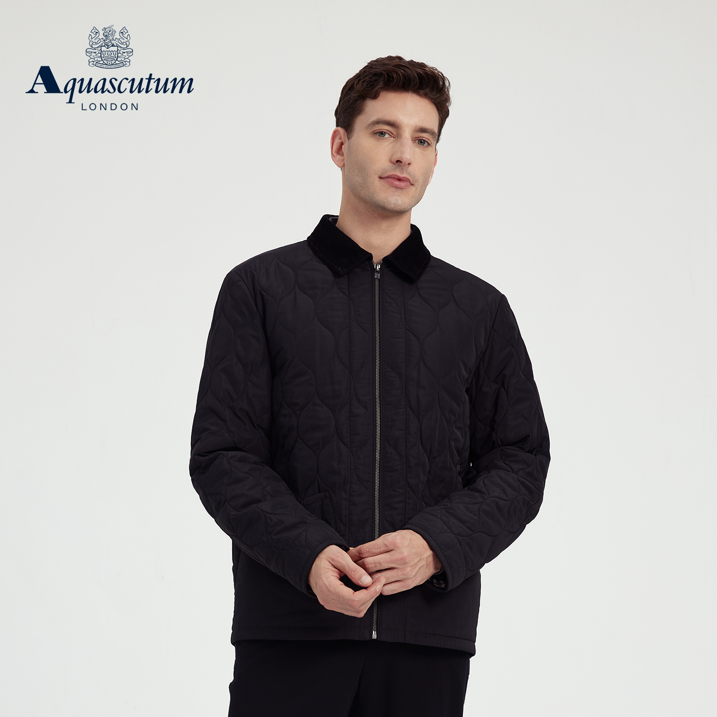 Aquascutum/雅格狮丹冬季新品男士简约葫芦绗线棉服黑色夹克通勤