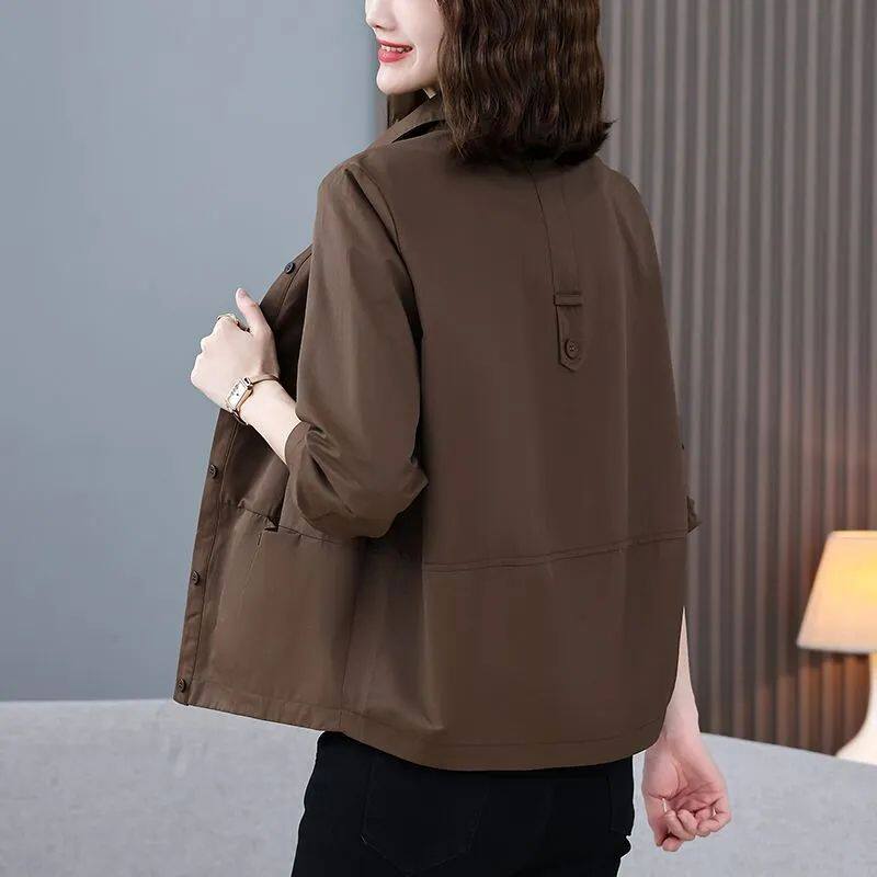女士短外套2025春秋季新款休闲显瘦衬衫中年妈妈装小个子夹克