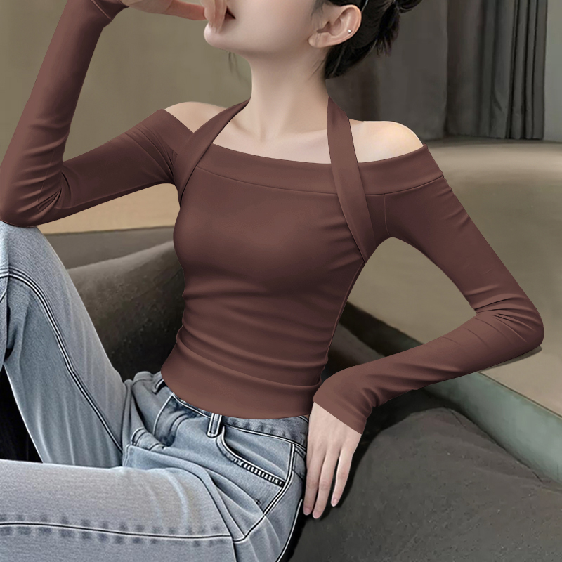 挂脖一字领斜下摆长袖T恤