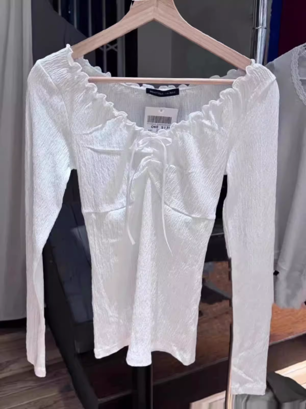 Brandy Girl白色木耳边蝴蝶结长袖T恤女 bm系带内搭花边打底修身