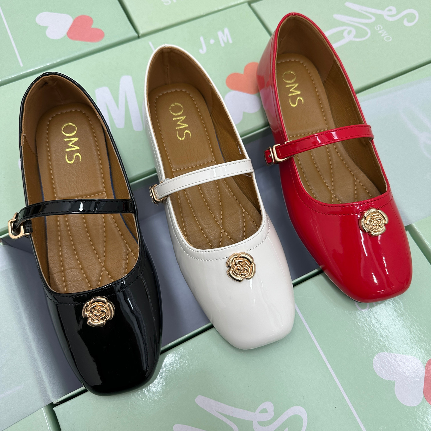 复古方头浅口单鞋女大码山茶花漆皮轻便百搭一字扣带平底玛丽珍鞋,女鞋,玛丽珍鞋,淘宝优惠券,粉丝福利购,淘宝优惠卷