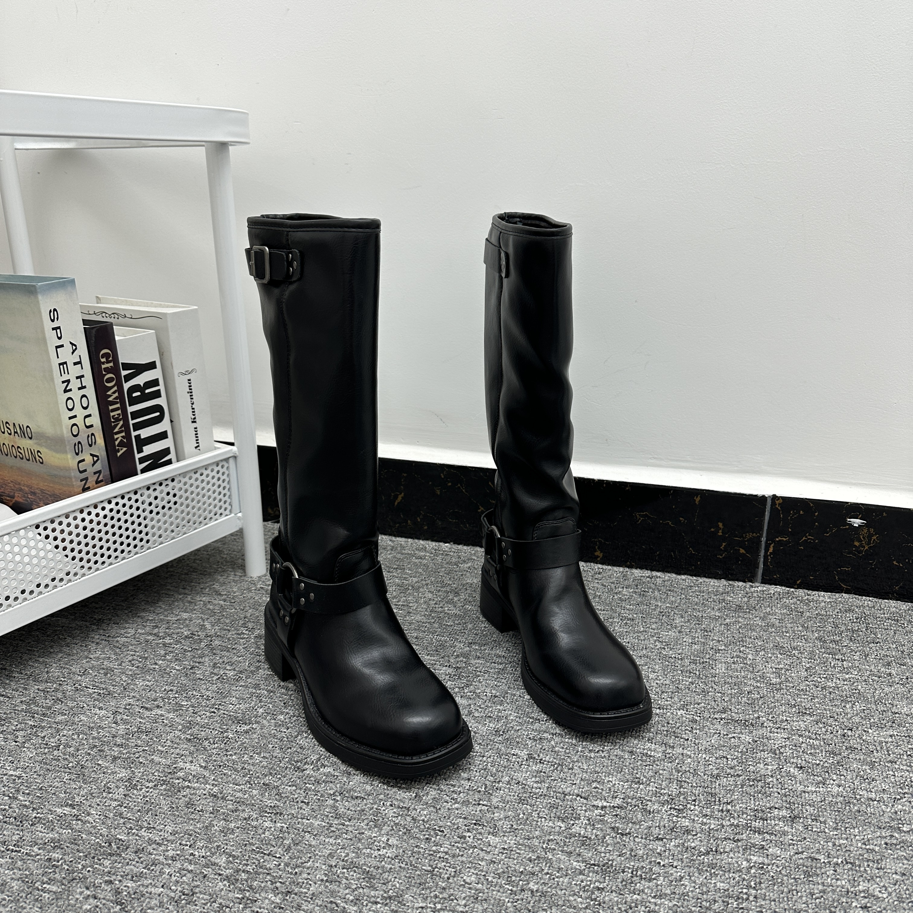 外贸纯原时尚粗跟舒适中筒机车靴