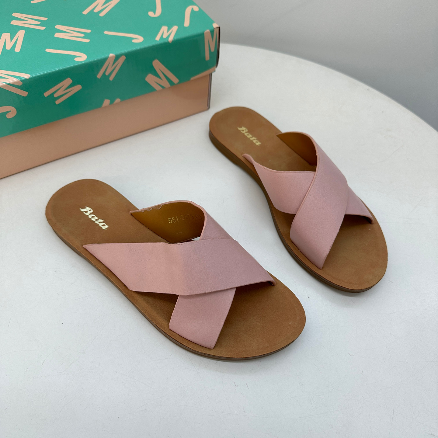 时尚夏季休闲平底外贸BA家大码圆头露趾交叉带舒适防滑沙滩一字拖,女鞋,一字拖,淘宝优惠券,粉丝福利购,淘宝优惠卷