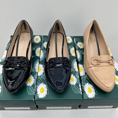 外贸大码英伦风尖头小皮鞋