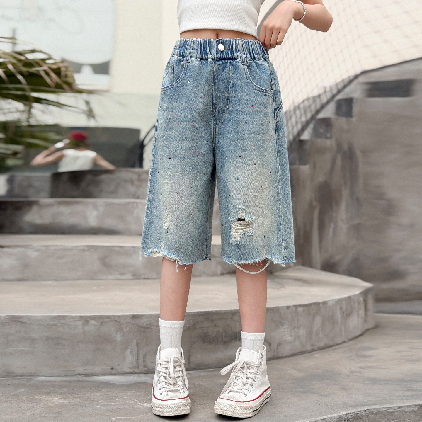 女童破洞牛仔中裤夏季薄款儿童短裤2026新款洋气女大童亮钻五分裤