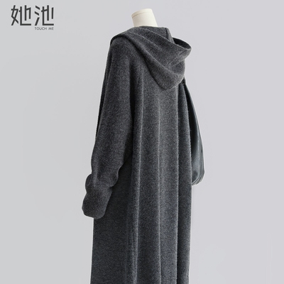 她池休闲风连帽宽松款针织外套