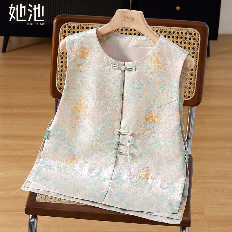 她池单排扣圆领短款新中式马甲