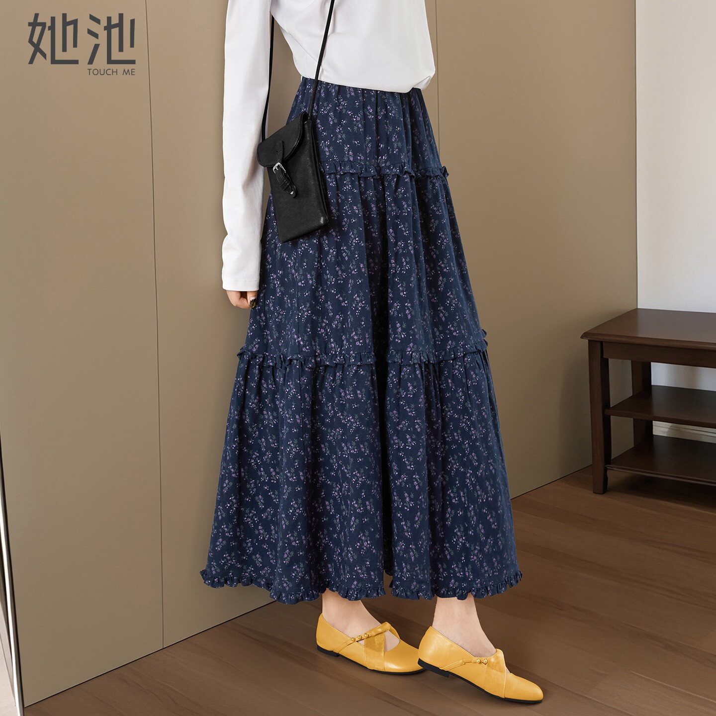 她池松紧腰半身裙2026春装新款女装复古印花A字显瘦中长款蛋糕裙