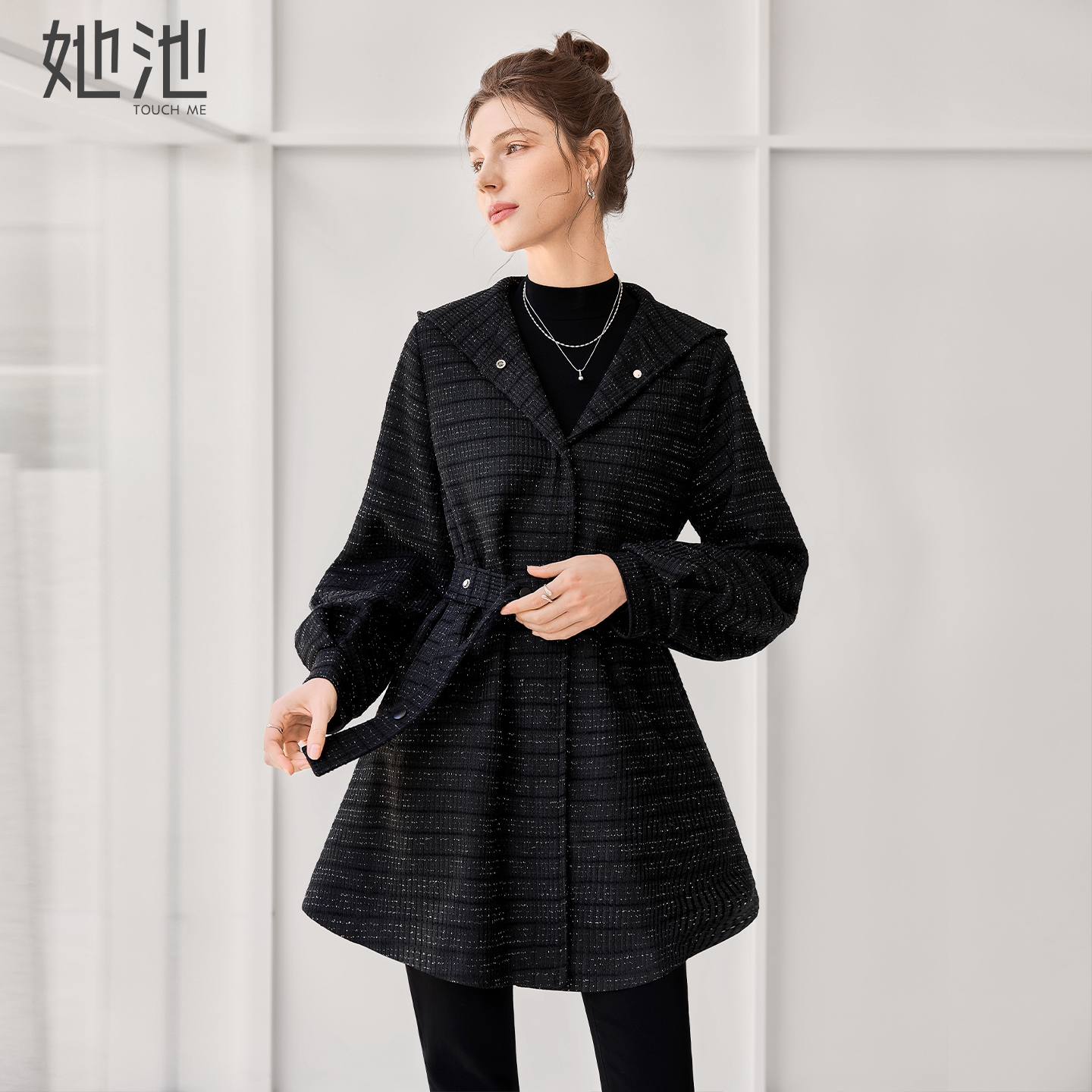 她池通勤灯笼袖宽松款连帽外套