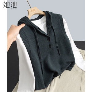 她池针织马甲连帽叠穿短款马夹