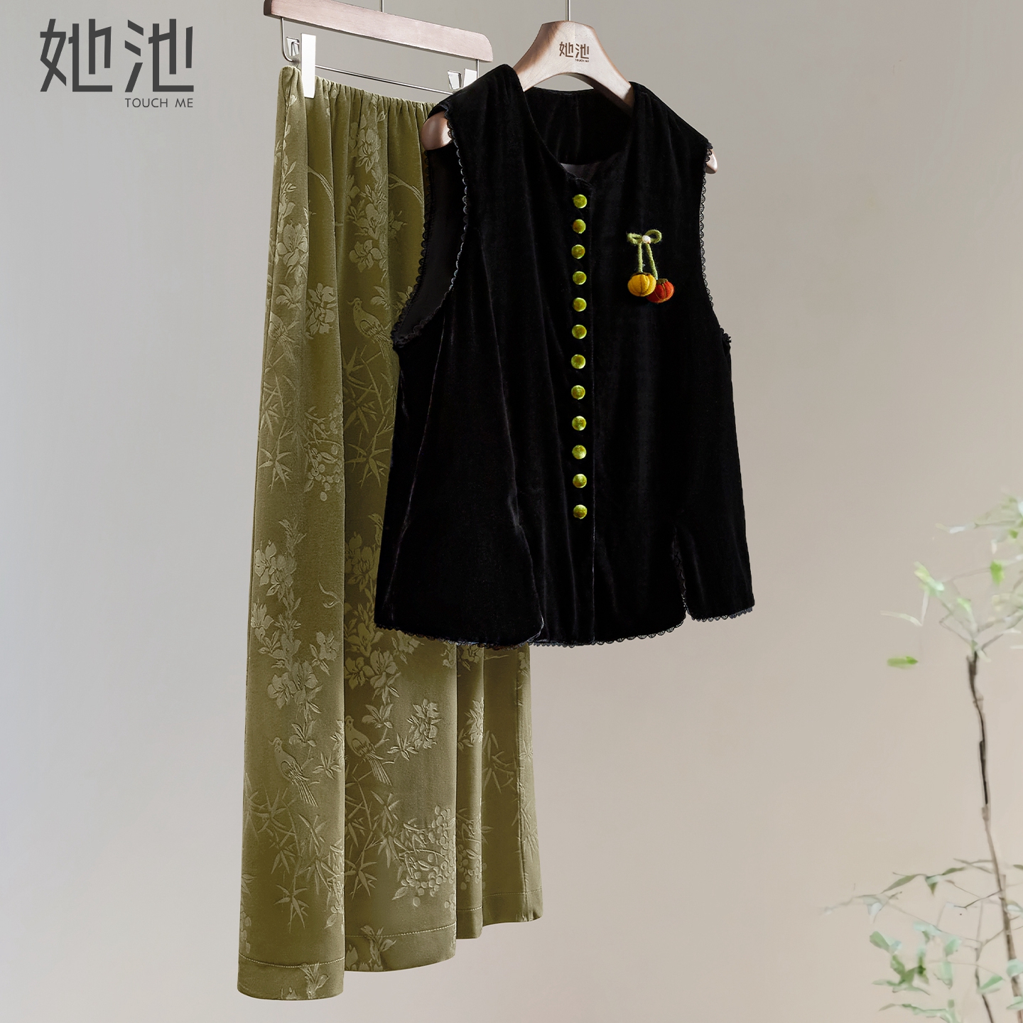 她池宽松款蕾丝花边复古叠穿马夹