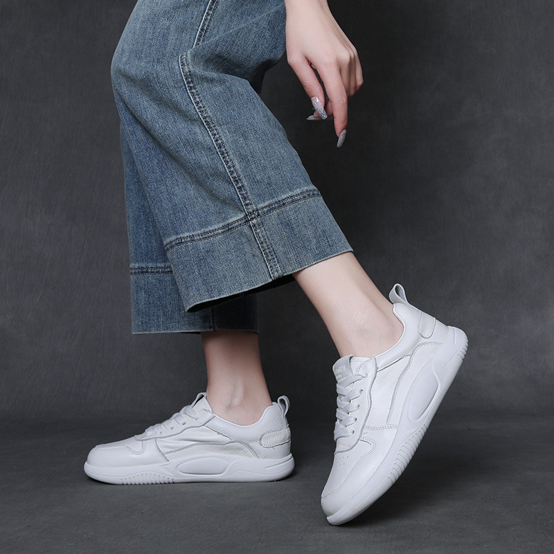 今年流行特惠舒适小白鞋女真皮百搭板鞋2025春季新款运动休闲厚底