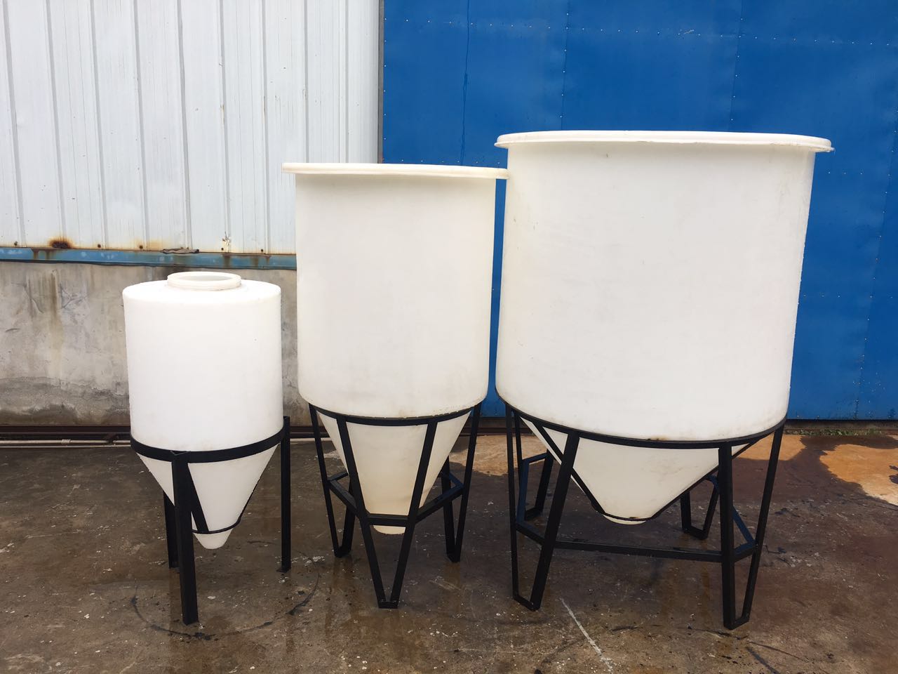 山东120l鱼苗繁殖器380升泥鳅苗孵化桶500升大型敞口鱼卵孵化设备