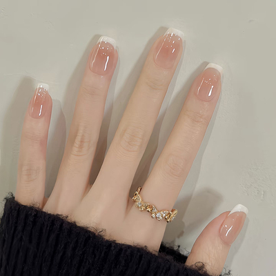 纯手工裸色法式穿戴甲短款显白