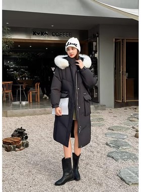 【甜甜粉丝专享】连帽女长款冬装大毛领时尚羽绒服KB22023