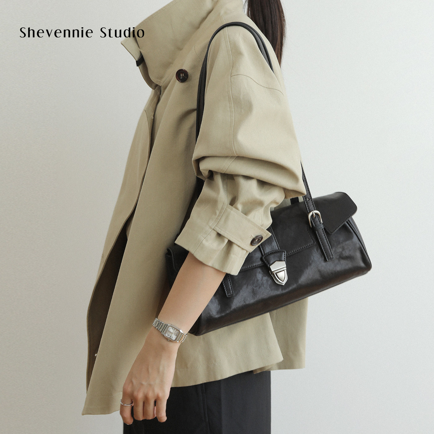 shevennie2026秋新 小众大容量通勤植鞣牛皮横款马鞍包保龄球包