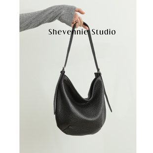 Shevennie 软糯自重轻盈 简约通勤羊皮腋下包单肩斜垮托特hobo包