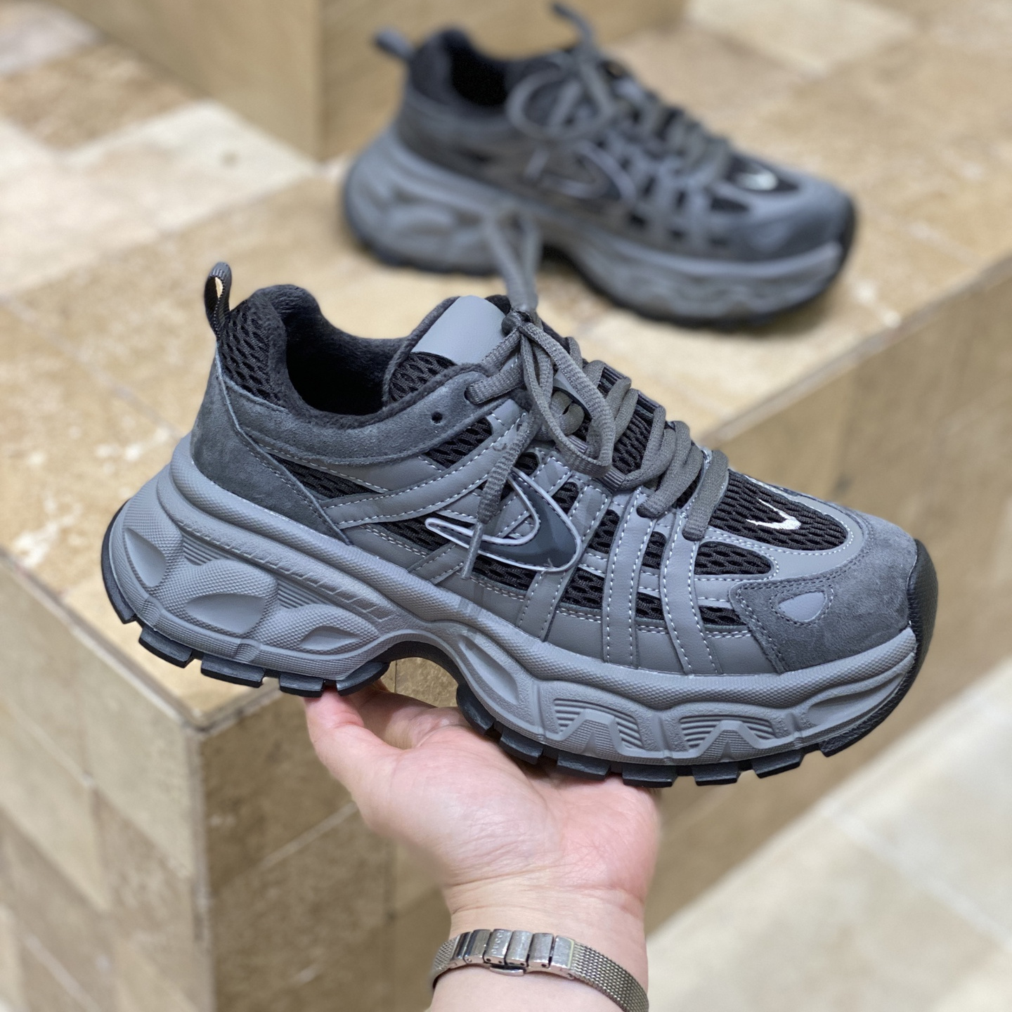 2025冬季新款厚底老爹鞋