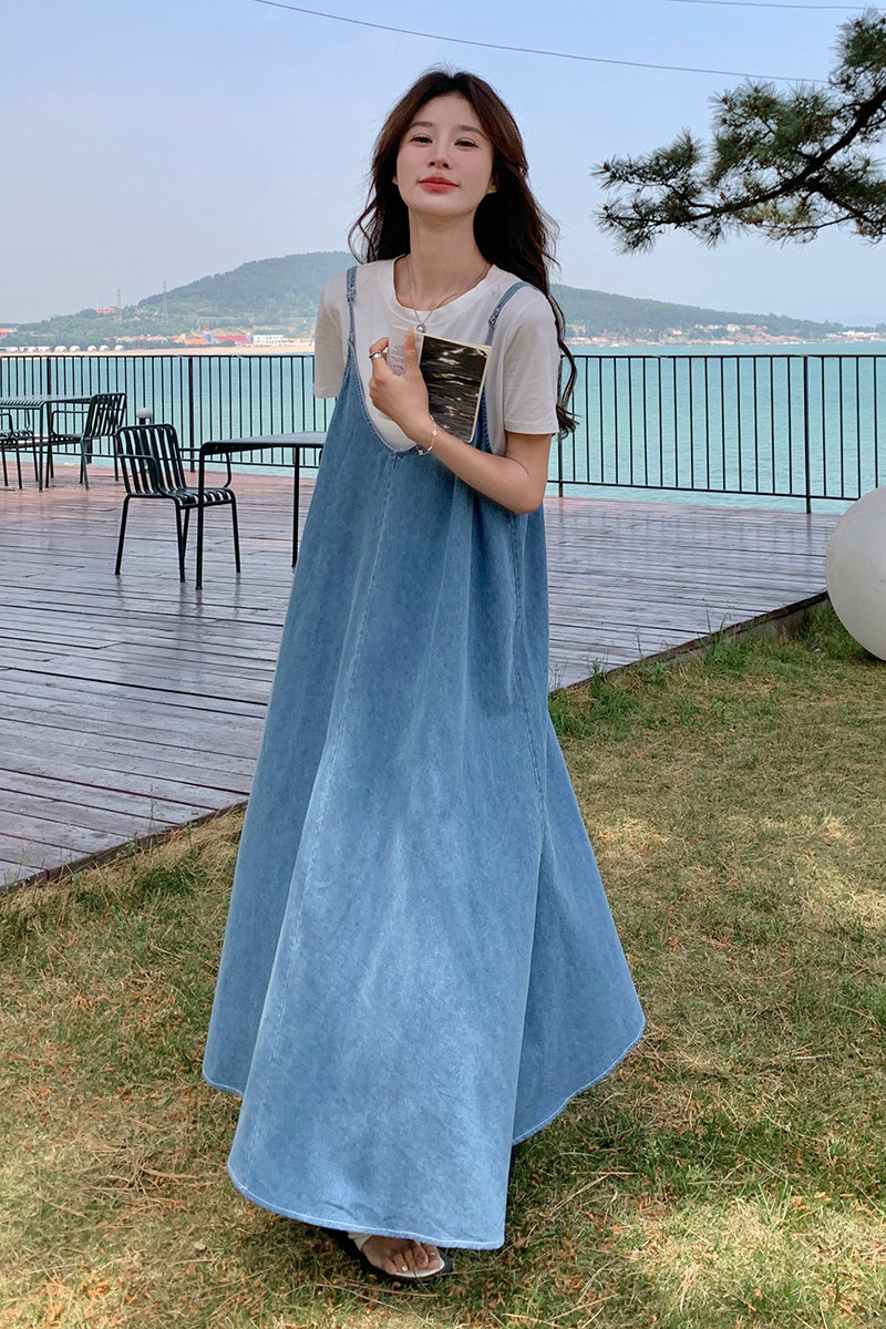 法式复古牛仔吊带裙夏季女2025新款搭配一整套休闲短袖,女装连衣裙,Yologo
