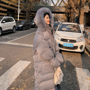 大货 气质灰连帽大毛领中长款服外套  262A-W109-P195-K278图片