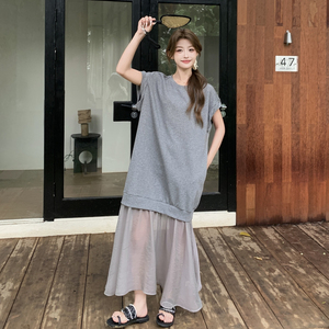 独特漂亮黑色无袖卫衣连衣裙女夏慵懒松弛感鱼尾背心长裙假两件套图片