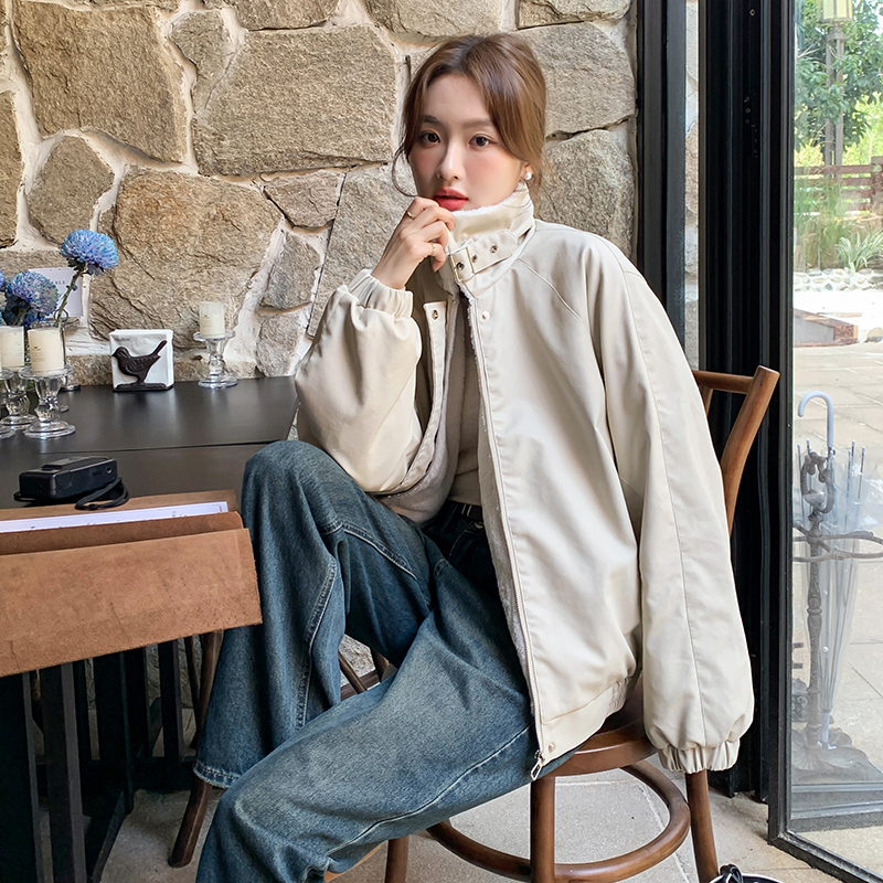 新款现货263-W253-P170-K258，女装皮衣，Yologo