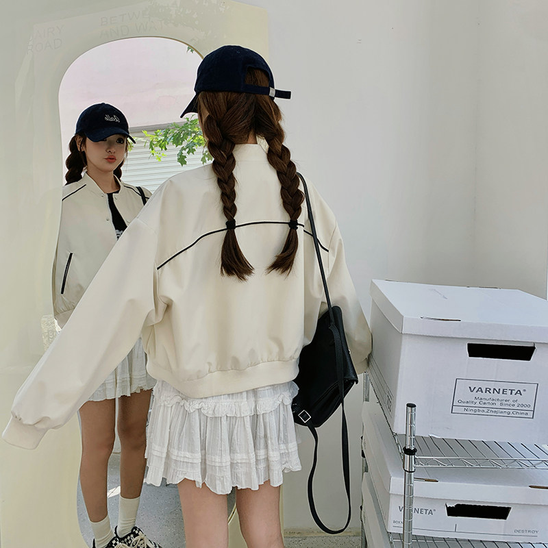 独特超好看白色短款棒球服外套女春秋2025新款韩系chic学院风夹克,女装短外套,Yologo
