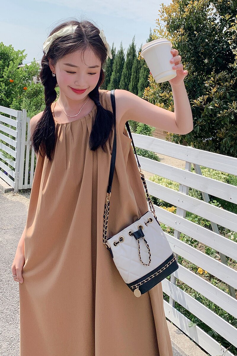 新款双色小心机263-S012-P95-K148,女装连衣裙,Yologo