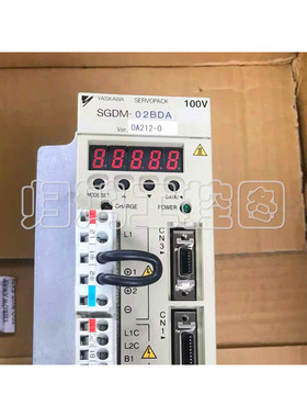 SGDM-02BDA 安川伺服驱动器