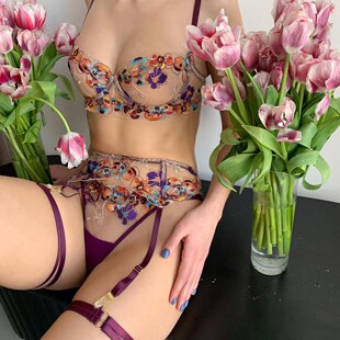 Sexy lingerie temptation four piece set of erotic lingerie