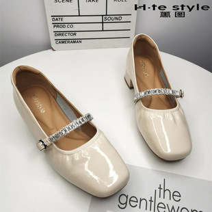 蕙图女鞋专柜低跟漆皮亮皮米白色玛丽珍脚背扣带时装女皮鞋单鞋