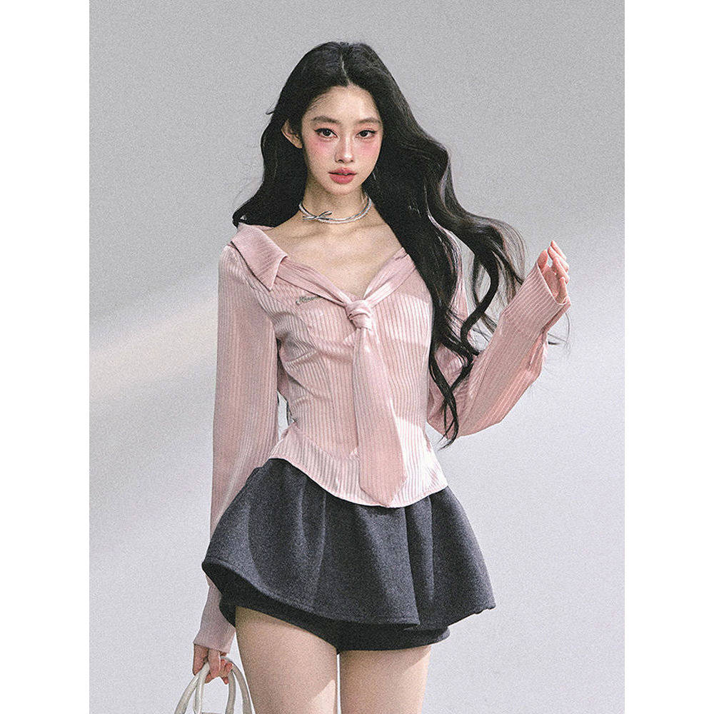 粉蔻学院 法式polo领条纹显瘦衬衫+深灰色短裙两件套2025秋季新款,女装/女士精品,时尚套装,淘宝优惠券,粉丝福利购,淘宝优惠卷