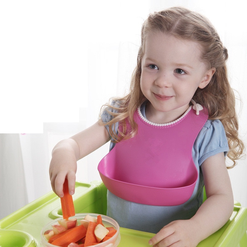 新款大号小孩口水兜婴儿宝宝吃饭围兜儿童防水立体饭兜围嘴