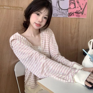 外套设计感女小个子显瘦宽松百搭上衣 甜美蝴蝶结印花粉色条纹开衫