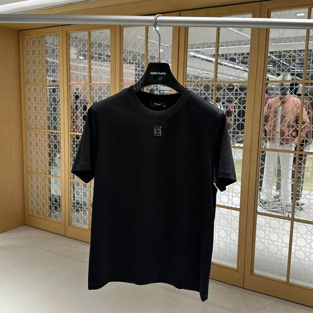 2026春夏新款潮牌男装男士短袖t恤简约休闲上衣打底衫日常男1097